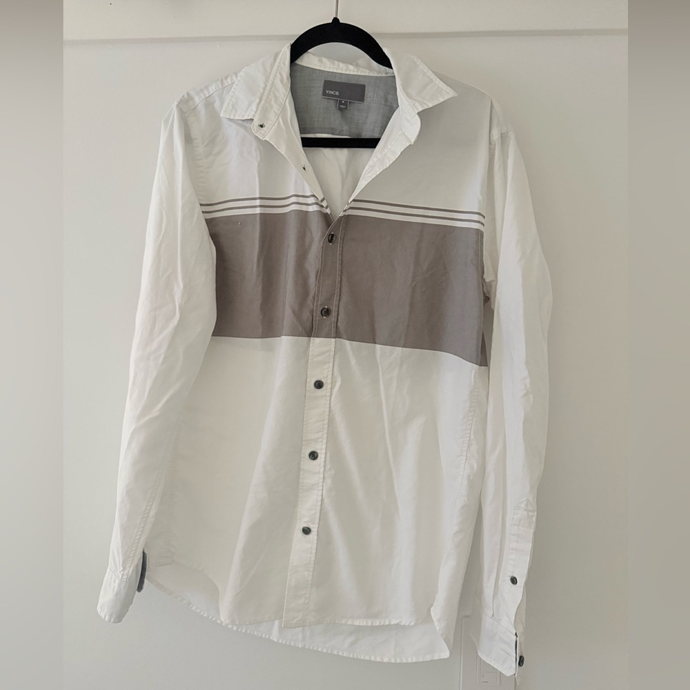 Vince Classic White Cotton Button Down Shirt - size M